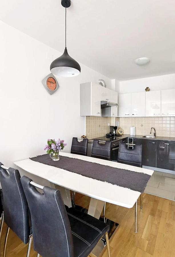 Lungo Mare With Terrace Apartmán